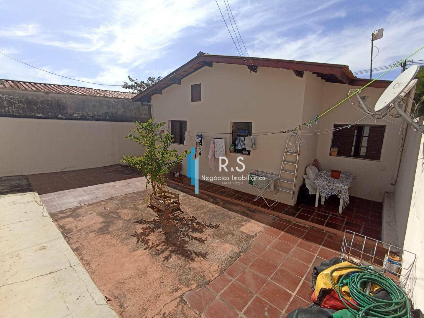 Casa à venda com 5 quartos, 176m² - Foto 14