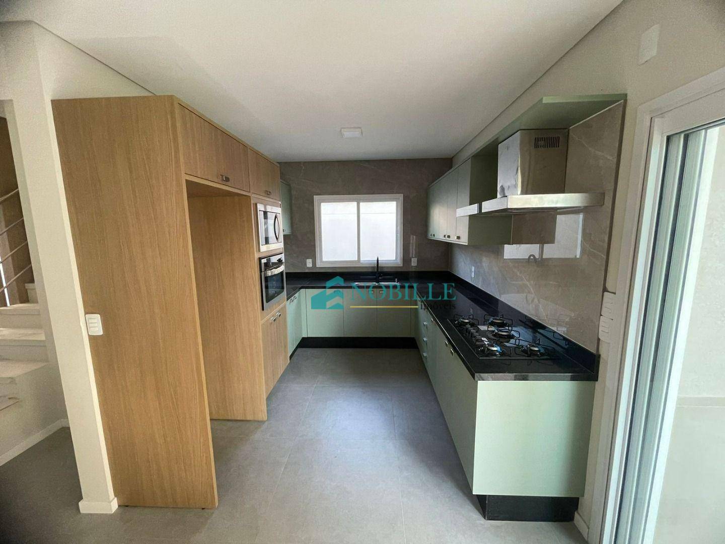 Casa para alugar com 3 quartos, 130m² - Foto 6