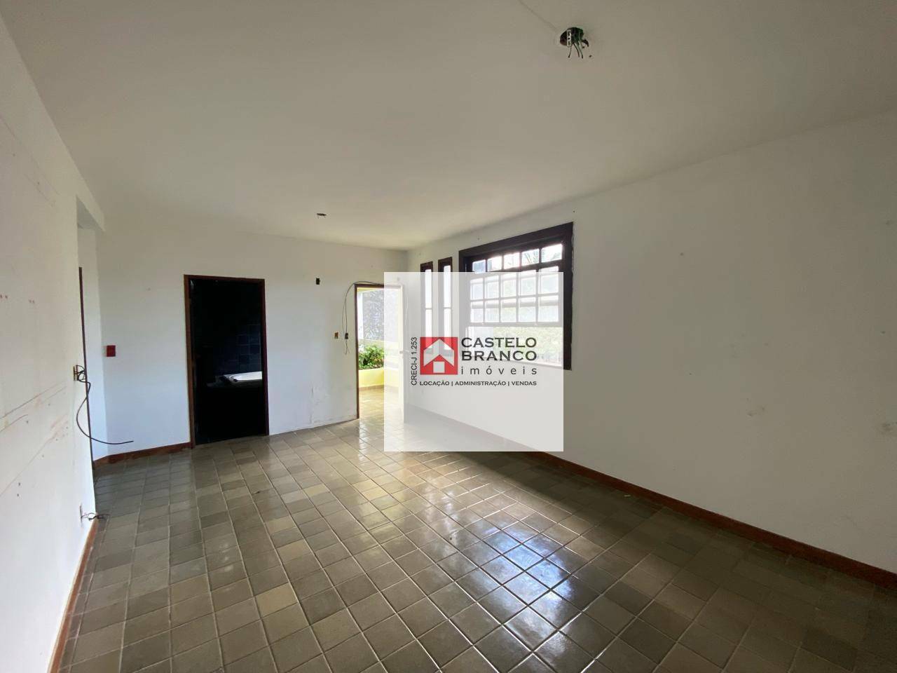 Casa à venda com 5 quartos, 422m² - Foto 26