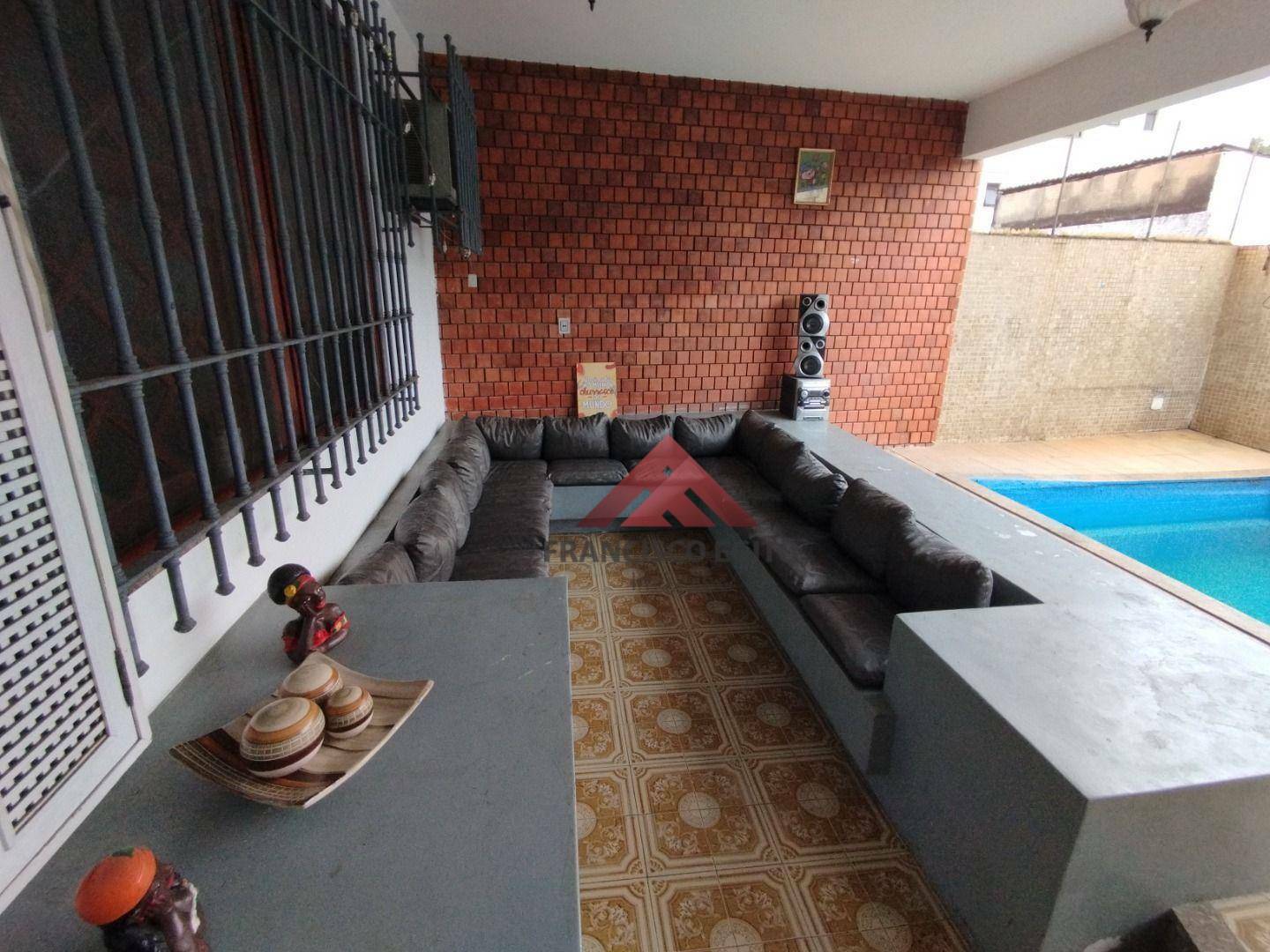 Casa à venda com 4 quartos, 427m² - Foto 27