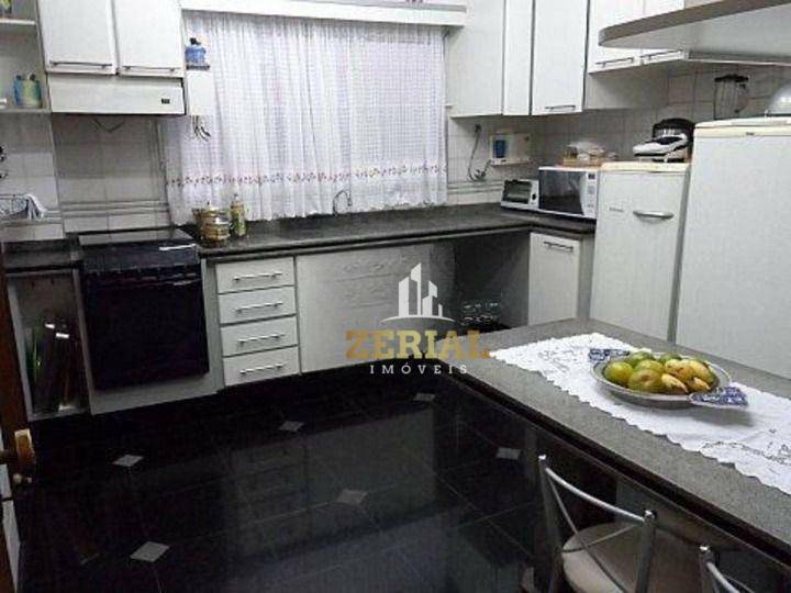 Apartamento à venda com 3 quartos, 150m² - Foto 2