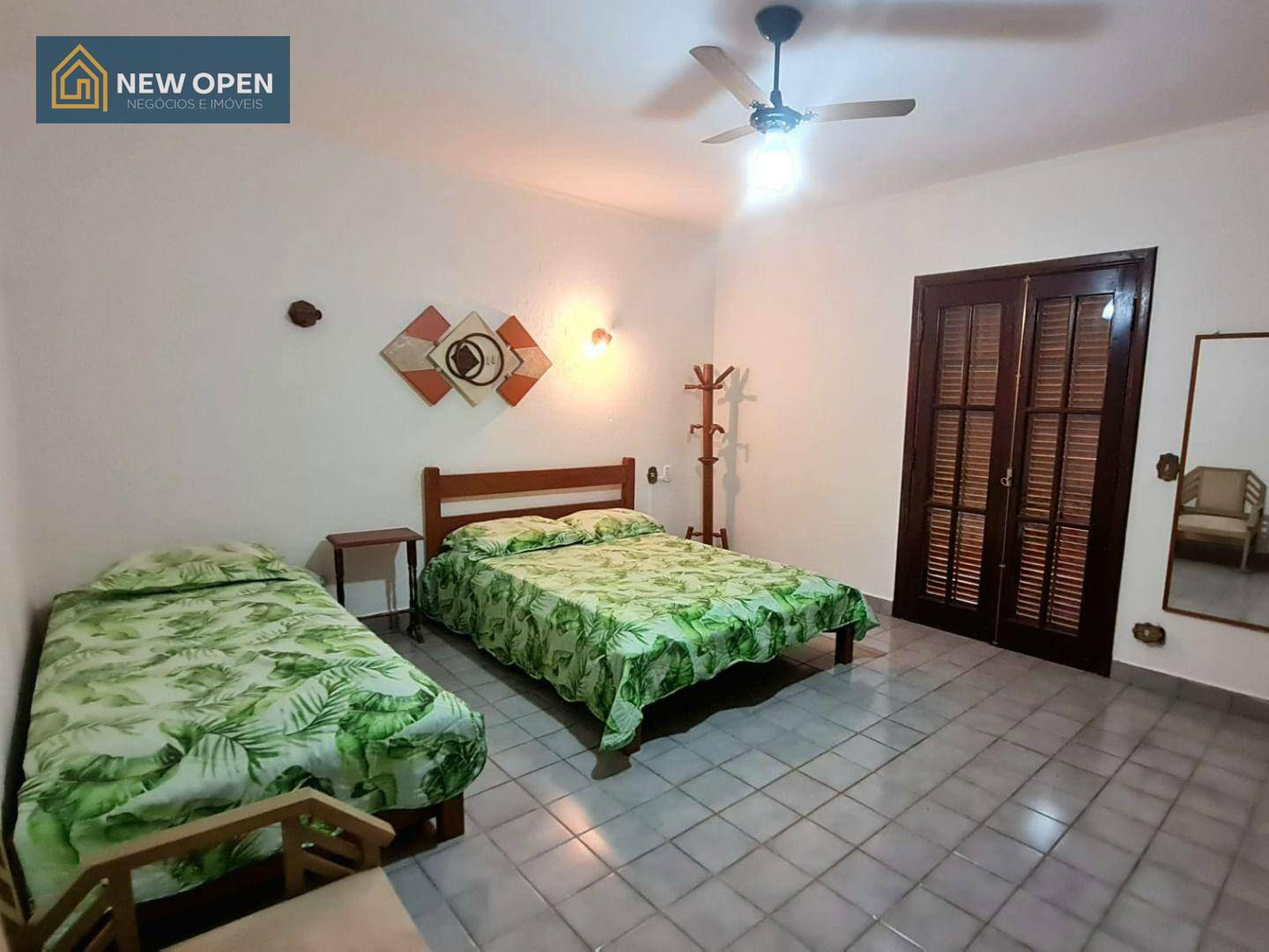 Chácara à venda com 4 quartos, 608m² - Foto 40