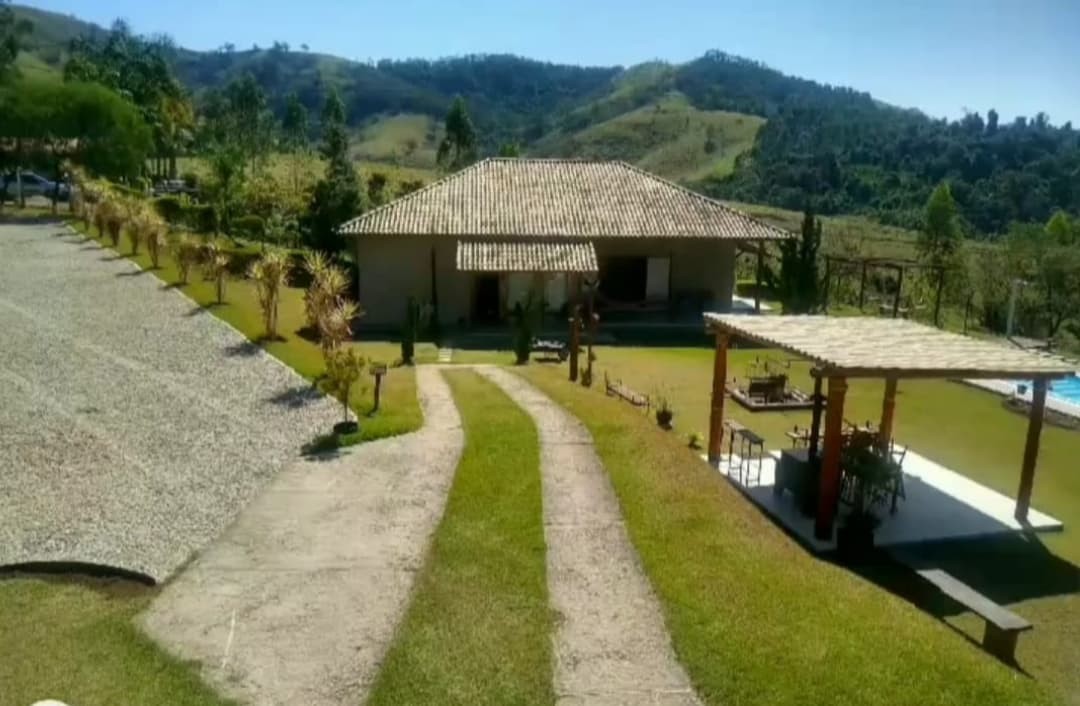 Chácara à venda com 3 quartos, 3200m² - Foto 25