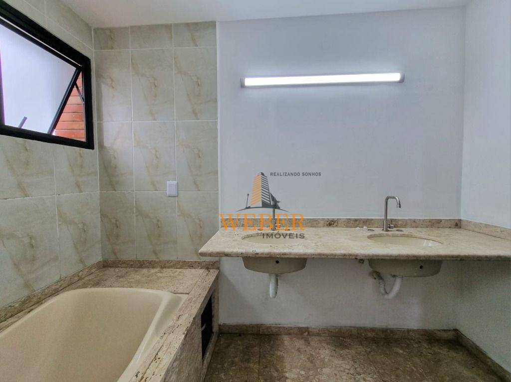 Apartamento à venda com 4 quartos, 236m² - Foto 24