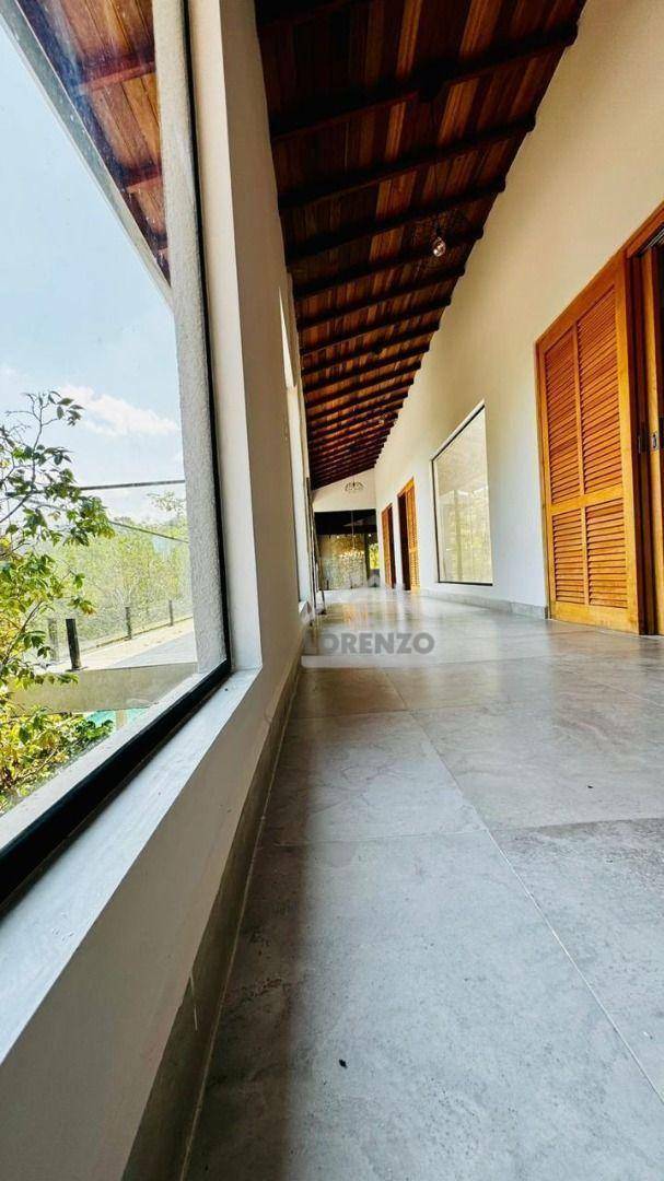 Sobrado à venda com 4 quartos, 300m² - Foto 49