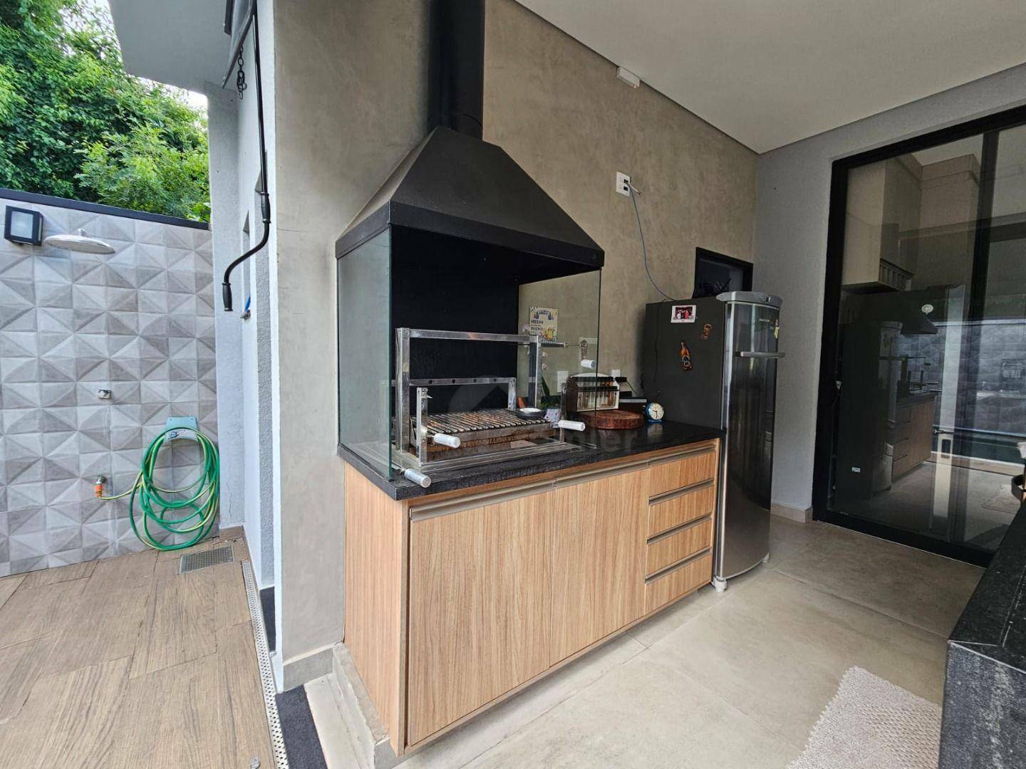 Casa de Condomínio à venda com 4 quartos, 235m² - Foto 7