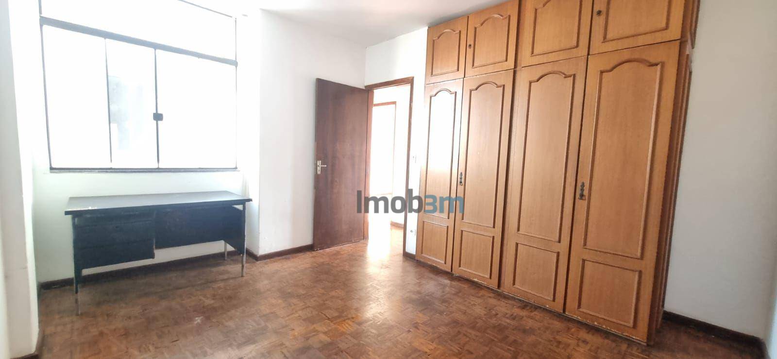 Apartamento para alugar com 3 quartos, 80m² - Foto 5