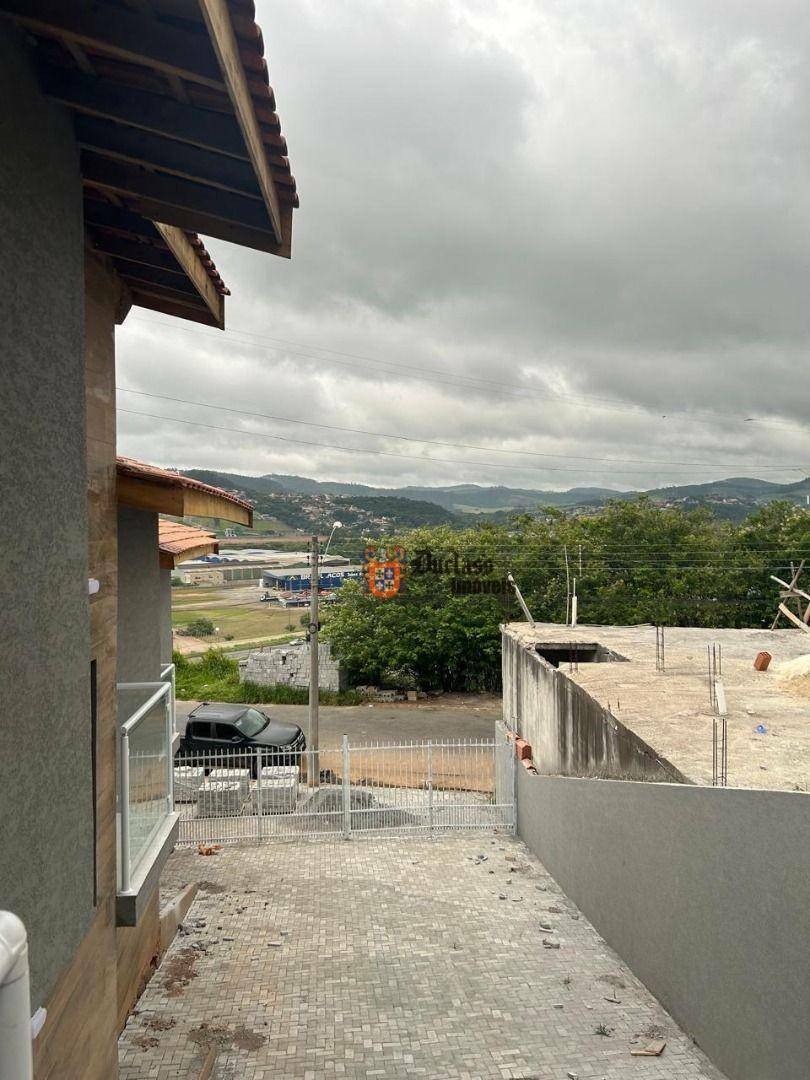 Sobrado à venda com 2 quartos, 67m² - Foto 13