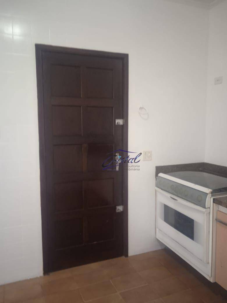 Casa à venda e aluguel com 3 quartos, 170m² - Foto 20