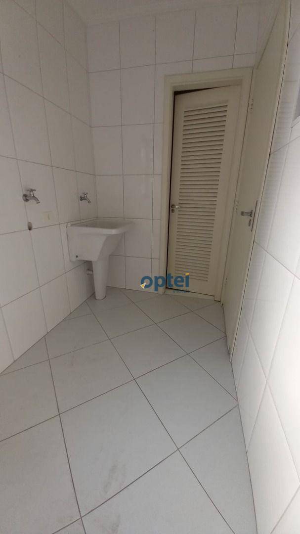 Apartamento à venda com 3 quartos, 107m² - Foto 19