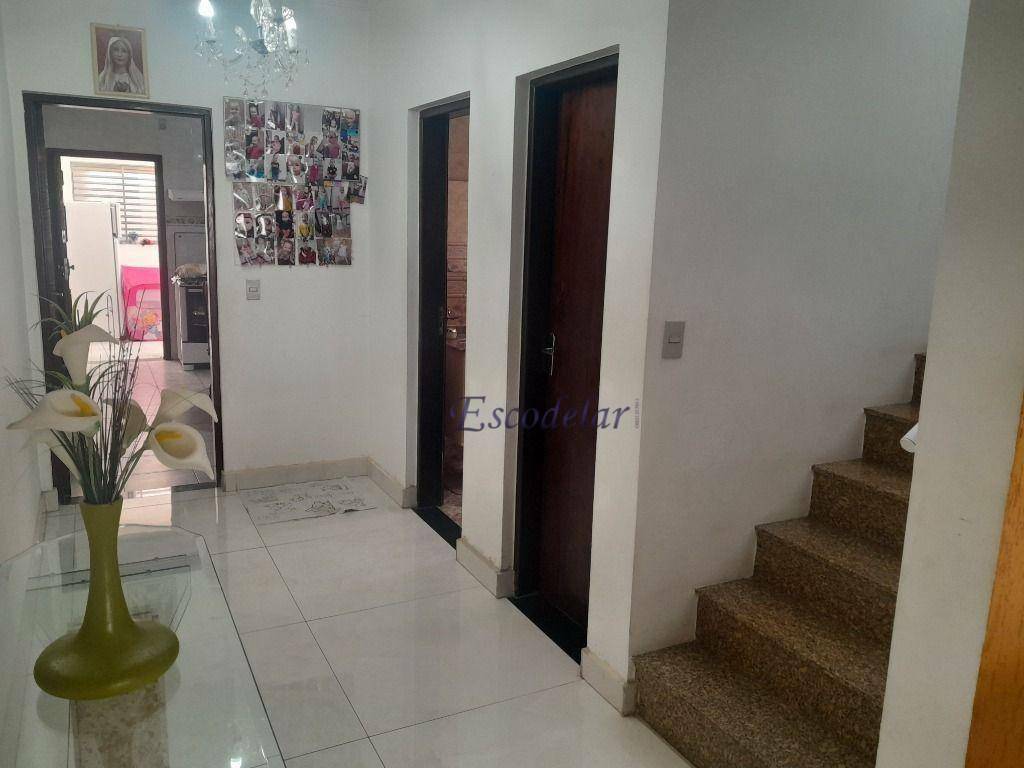 Sobrado à venda com 3 quartos, 200m² - Foto 5