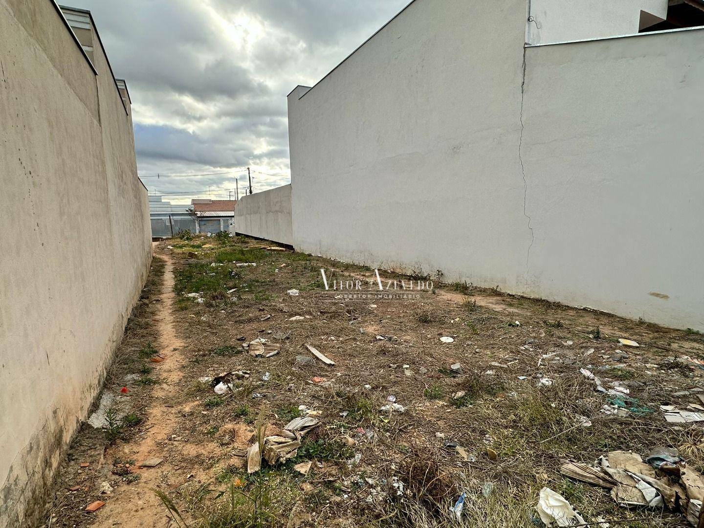 Terreno à venda, 140M2 - Foto 2