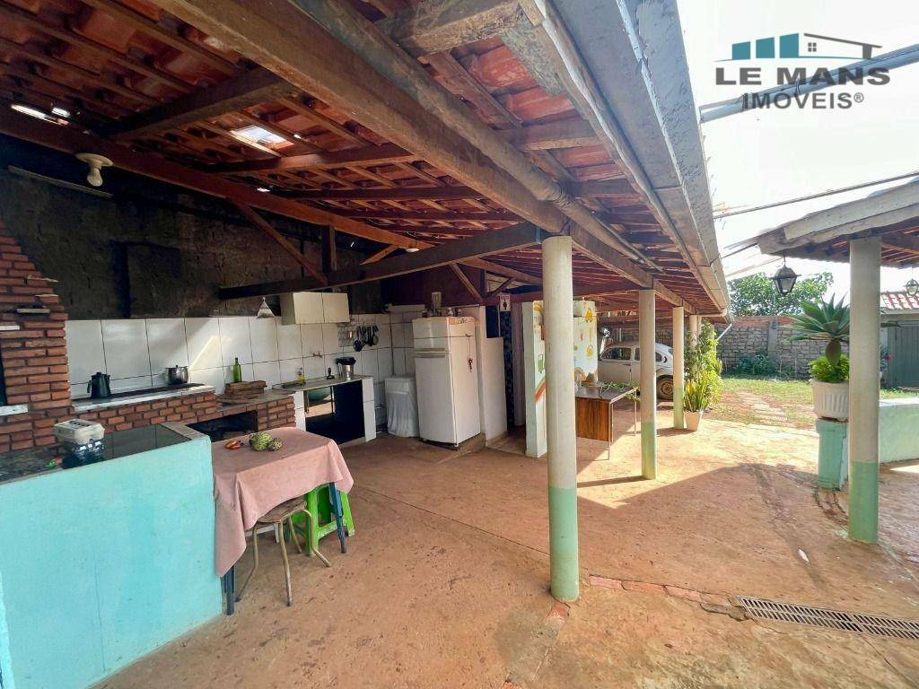 Chácara à venda com 3 quartos, 196m² - Foto 30