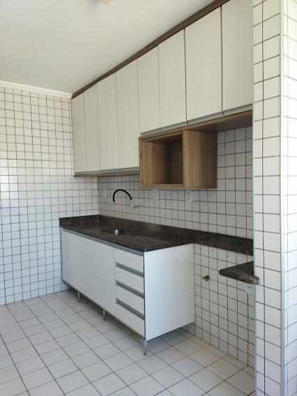 Apartamento à venda com 4 quartos, 136m² - Foto 8