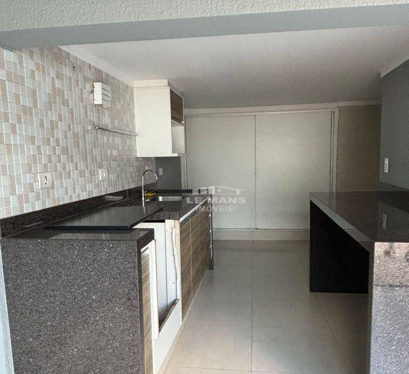 Casa à venda com 2 quartos, 180m² - Foto 13