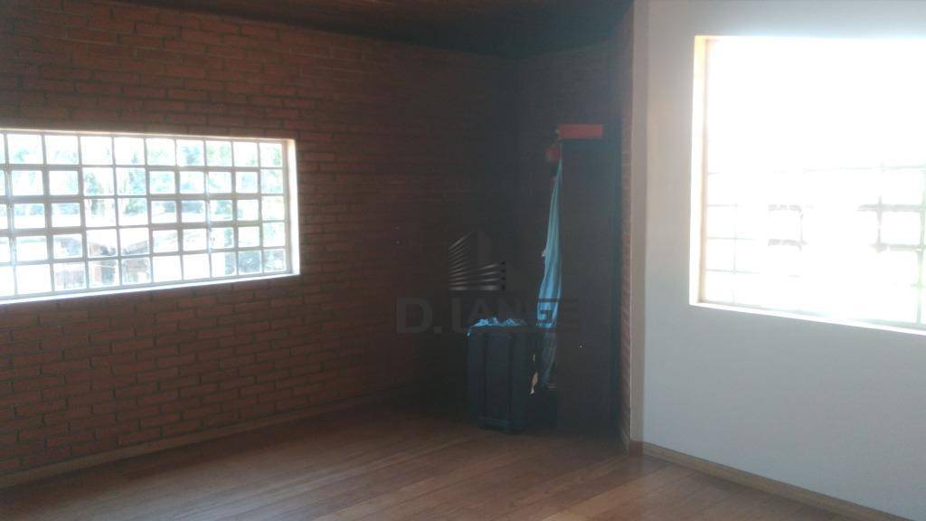 Chácara à venda com 3 quartos, 269m² - Foto 4