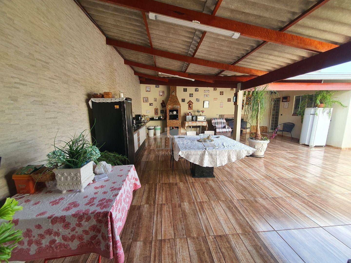 Casa à venda com 2 quartos, 160m² - Foto 19