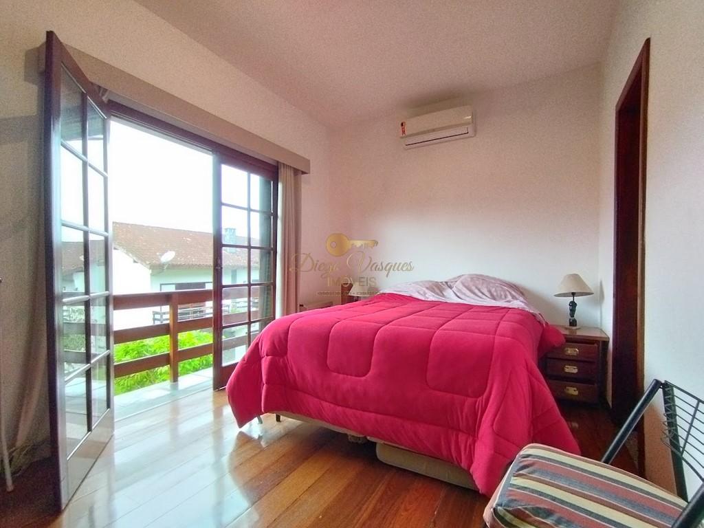 Casa de Condomínio à venda com 6 quartos, 212m² - Foto 14