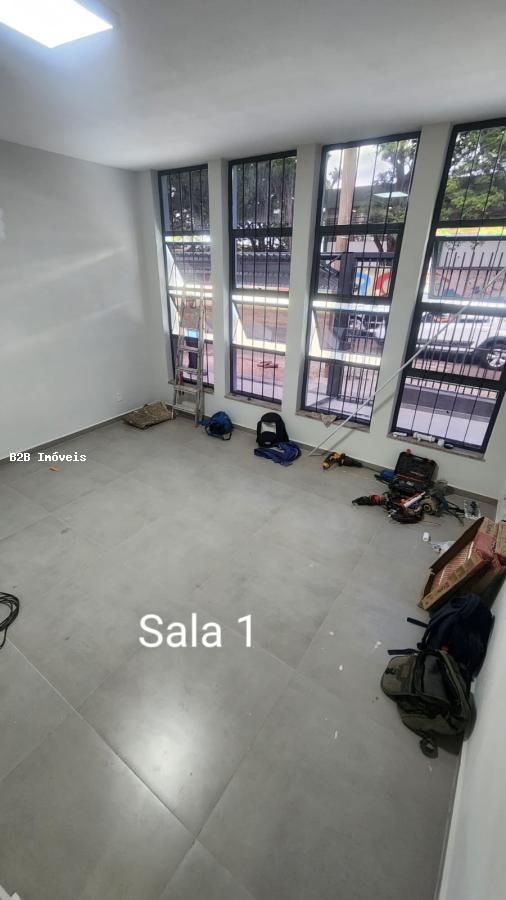 Casa à venda com 3 quartos, 256m² - Foto 15