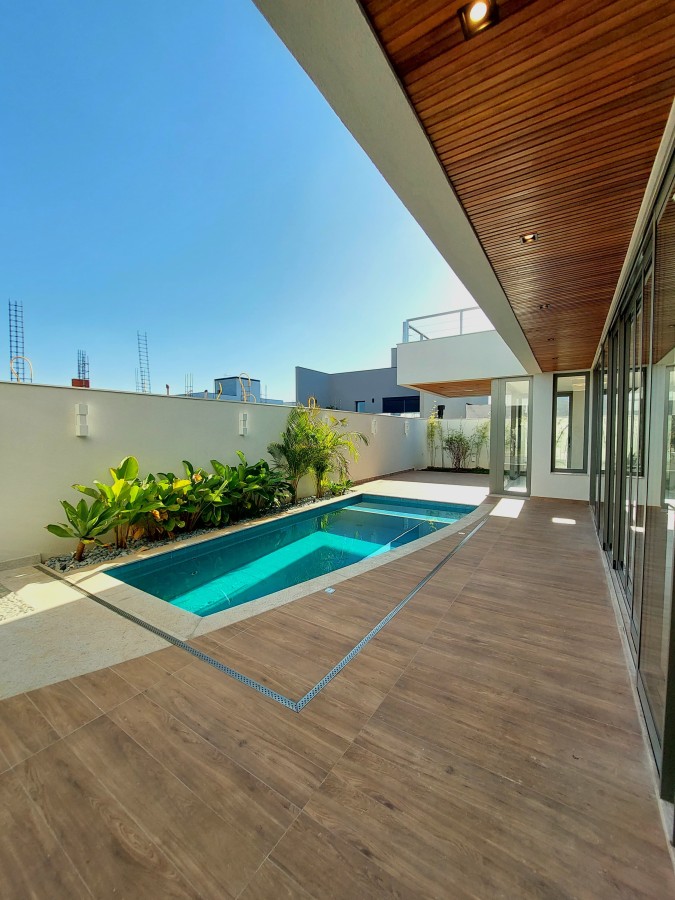 Casa de Condomínio à venda com 4 quartos, 300m² - Foto 4