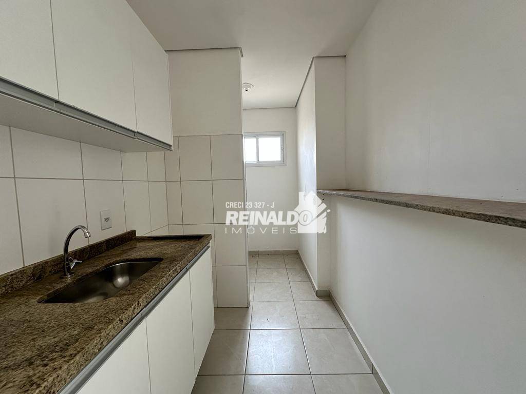 Apartamento à venda com 2 quartos, 62m² - Foto 10