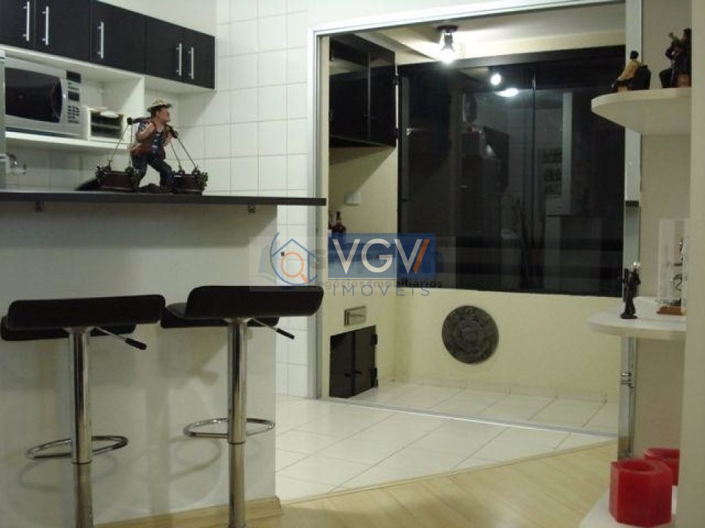 Apartamento à venda com 1 quarto, 40m² - Foto 7