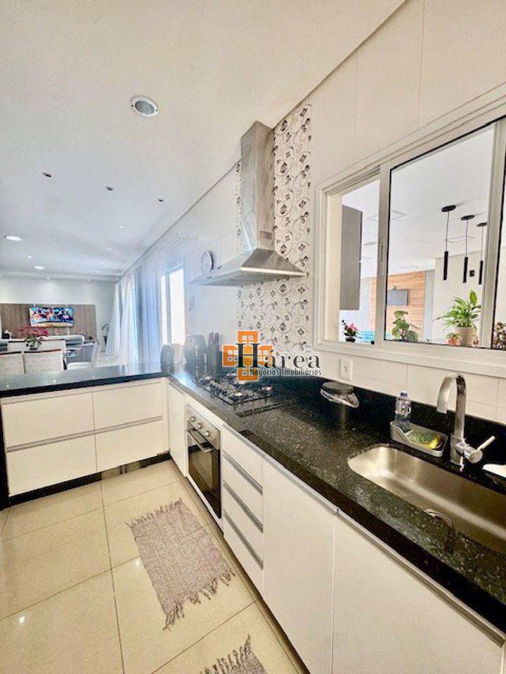 Sobrado à venda com 3 quartos, 255m² - Foto 9