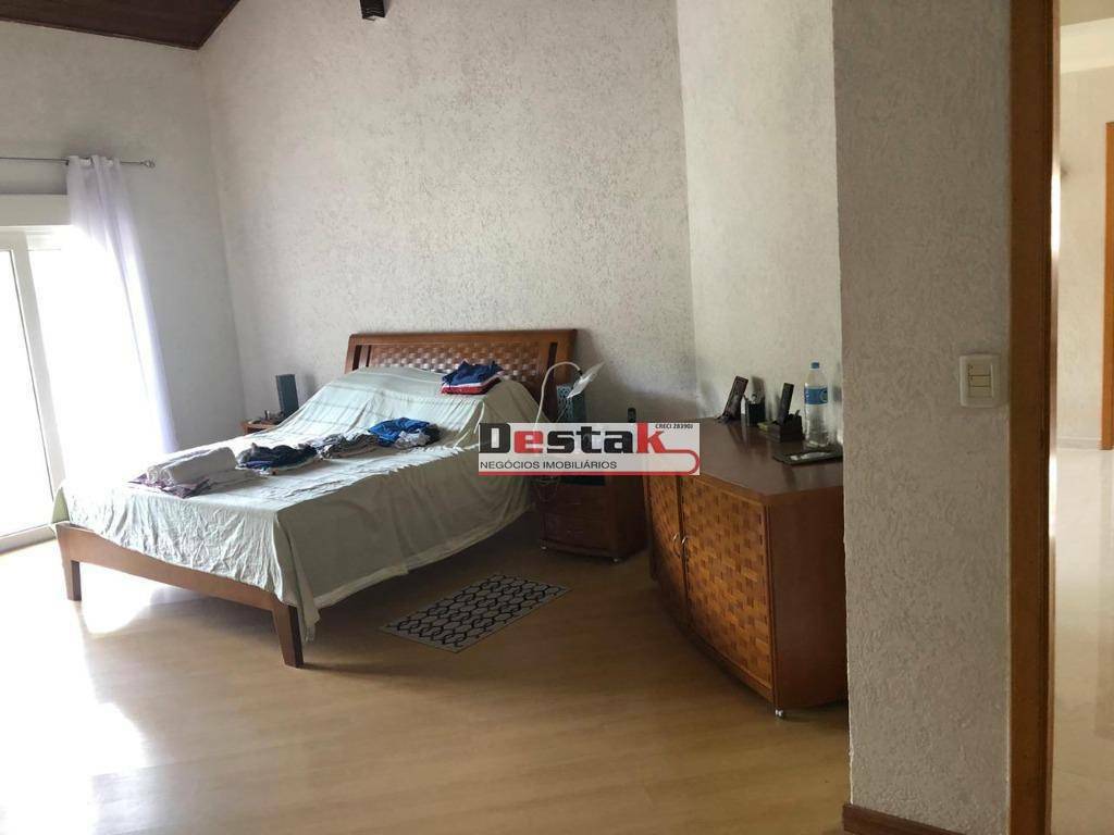 Sobrado à venda com 3 quartos, 460m² - Foto 18