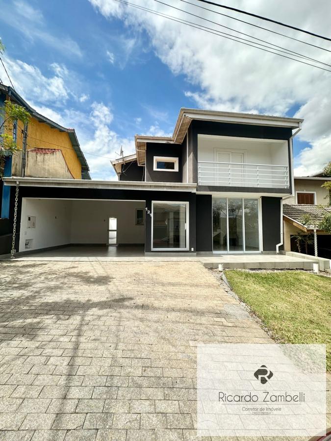 Casa de Condomínio à venda com 3 quartos, 300m² - Foto 1