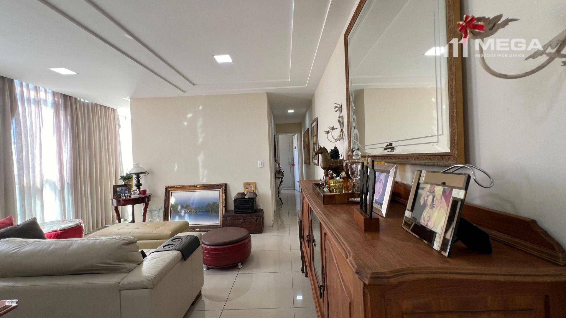 Apartamento à venda com 2 quartos, 70m² - Foto 6