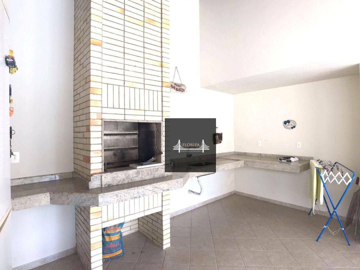 Casa à venda com 4 quartos, 325m² - Foto 25