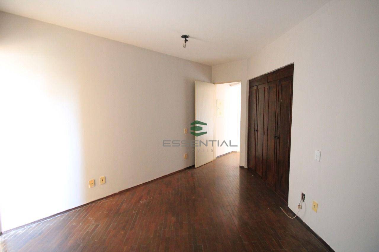 Apartamento à venda com 3 quartos, 158m² - Foto 22