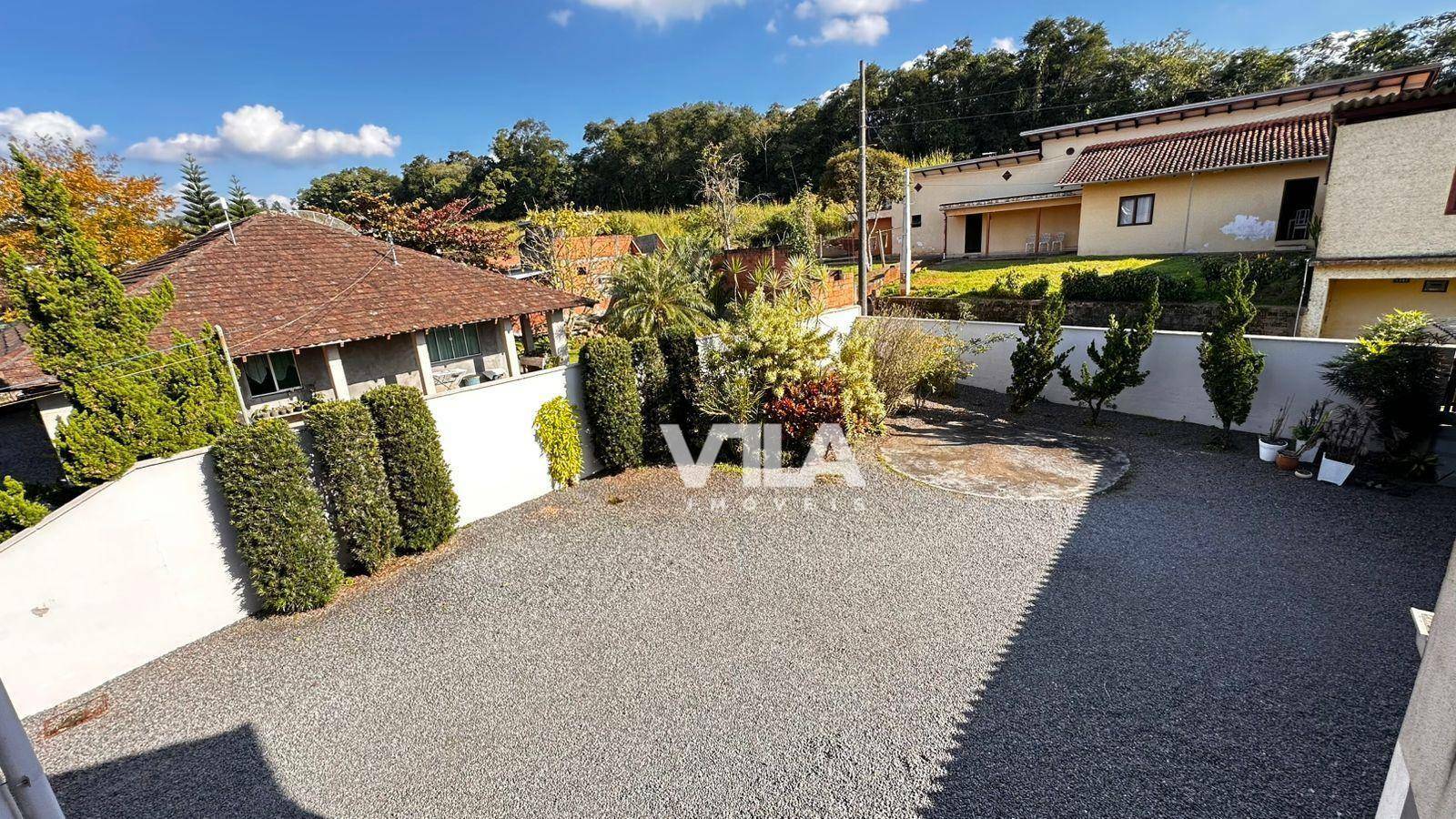 Casa à venda com 6 quartos, 305m² - Foto 12