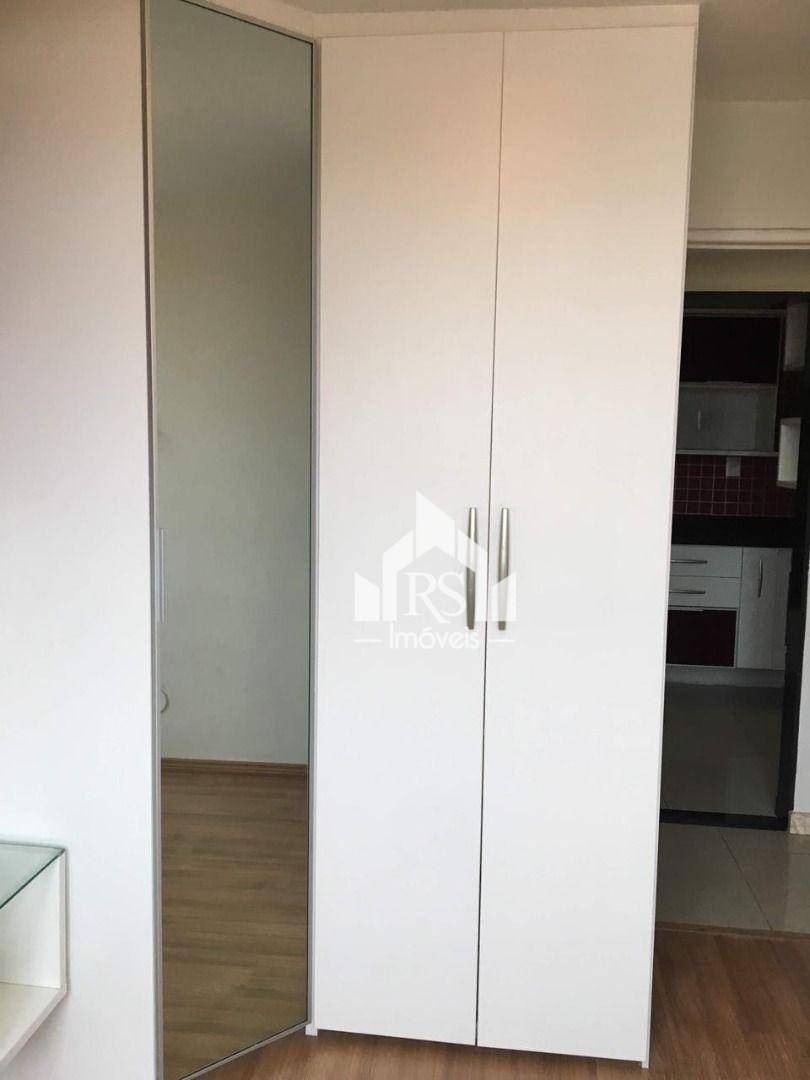 Apartamento à venda com 2 quartos, 72m² - Foto 4