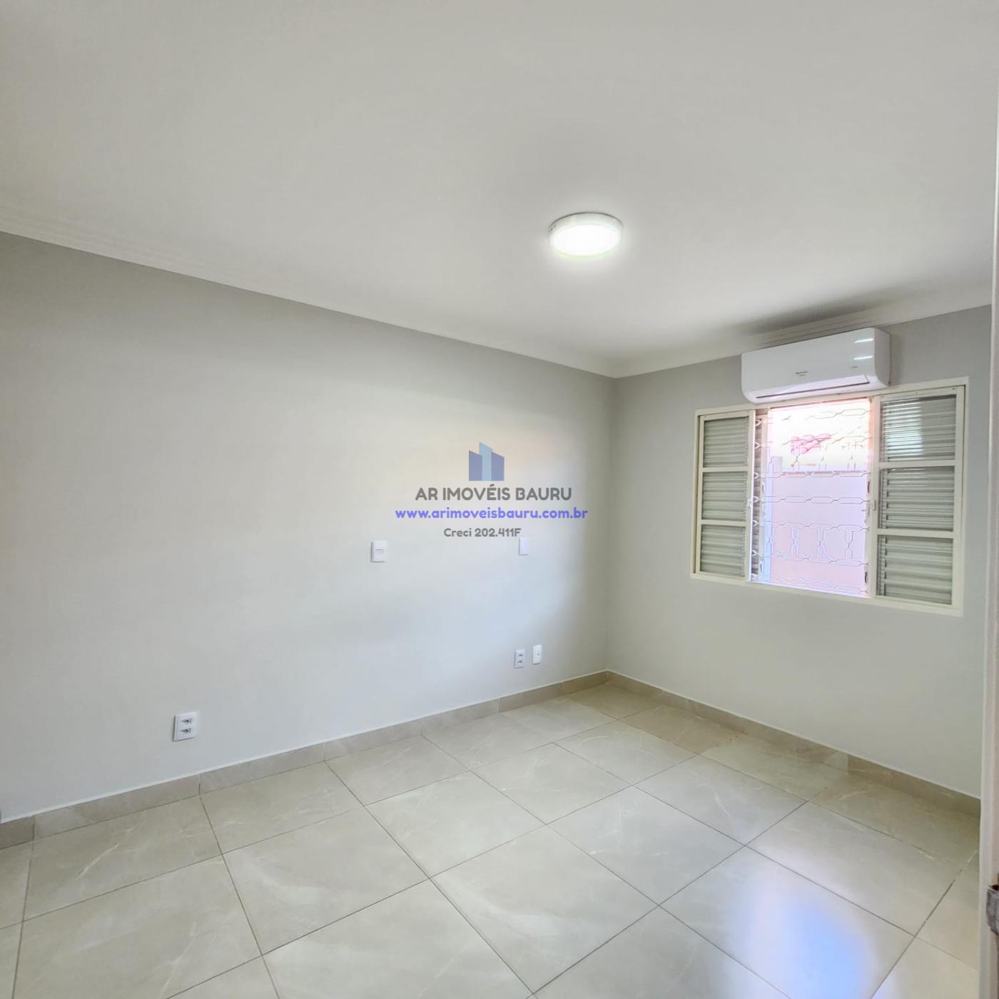 Casa à venda com 4 quartos, 260m² - Foto 16