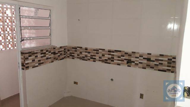 Apartamento à venda com 2 quartos, 65m² - Foto 18