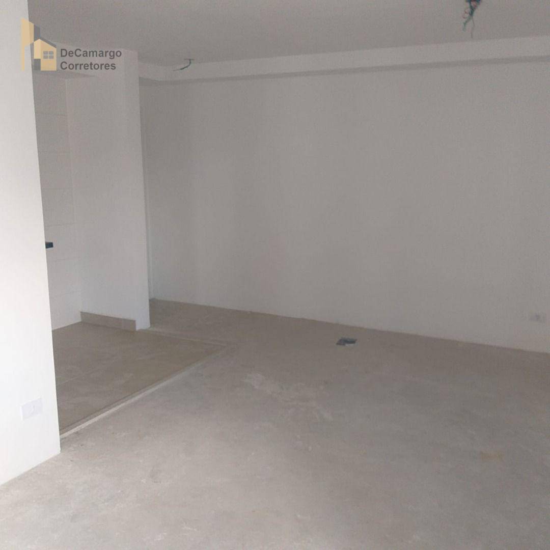 Apartamento à venda com 2 quartos, 67m² - Foto 1