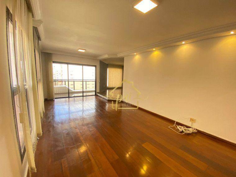 Apartamento à venda com 4 quartos, 240m² - Foto 5