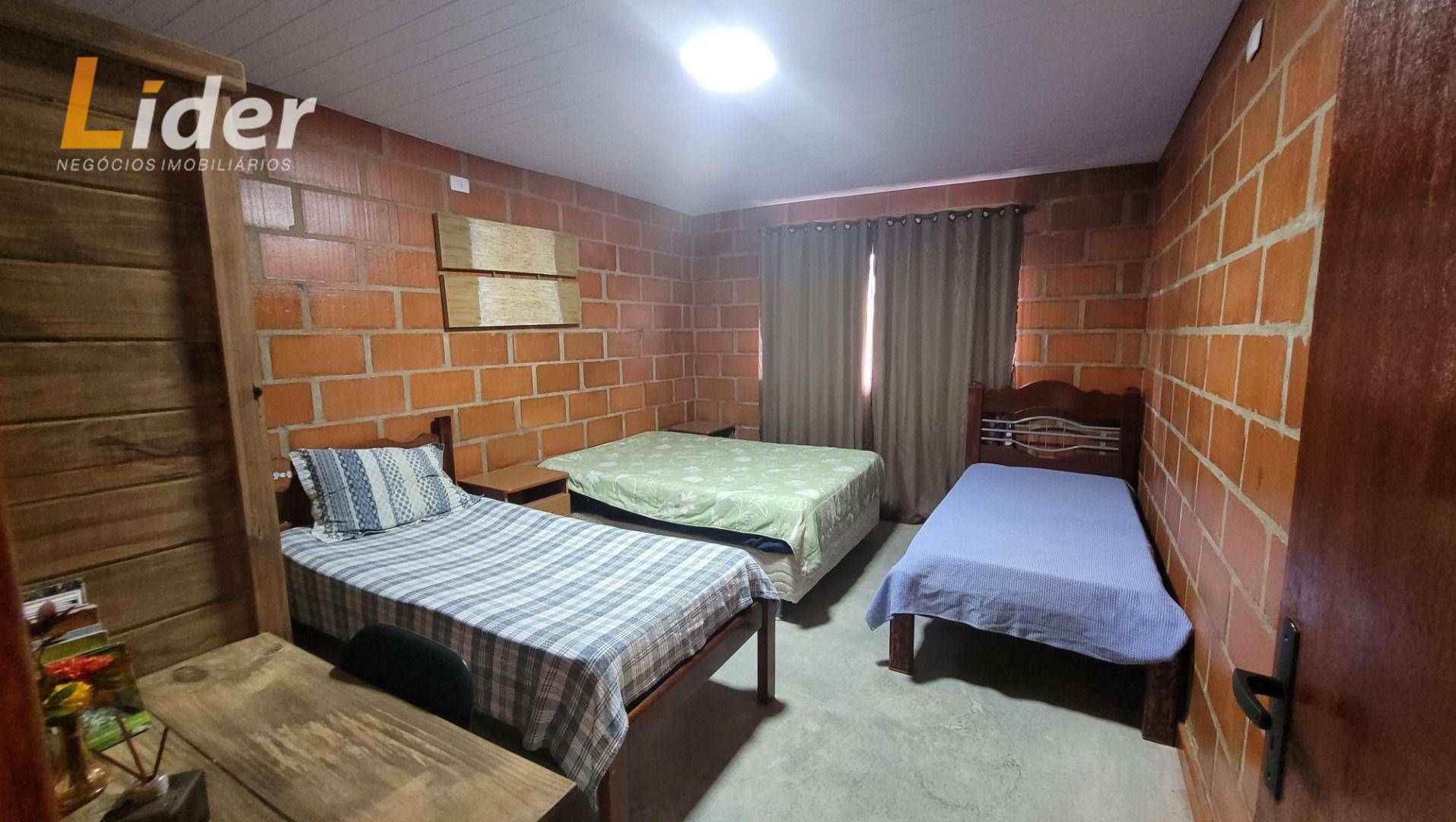 Casa de Condomínio à venda com 3 quartos, 220m² - Foto 11