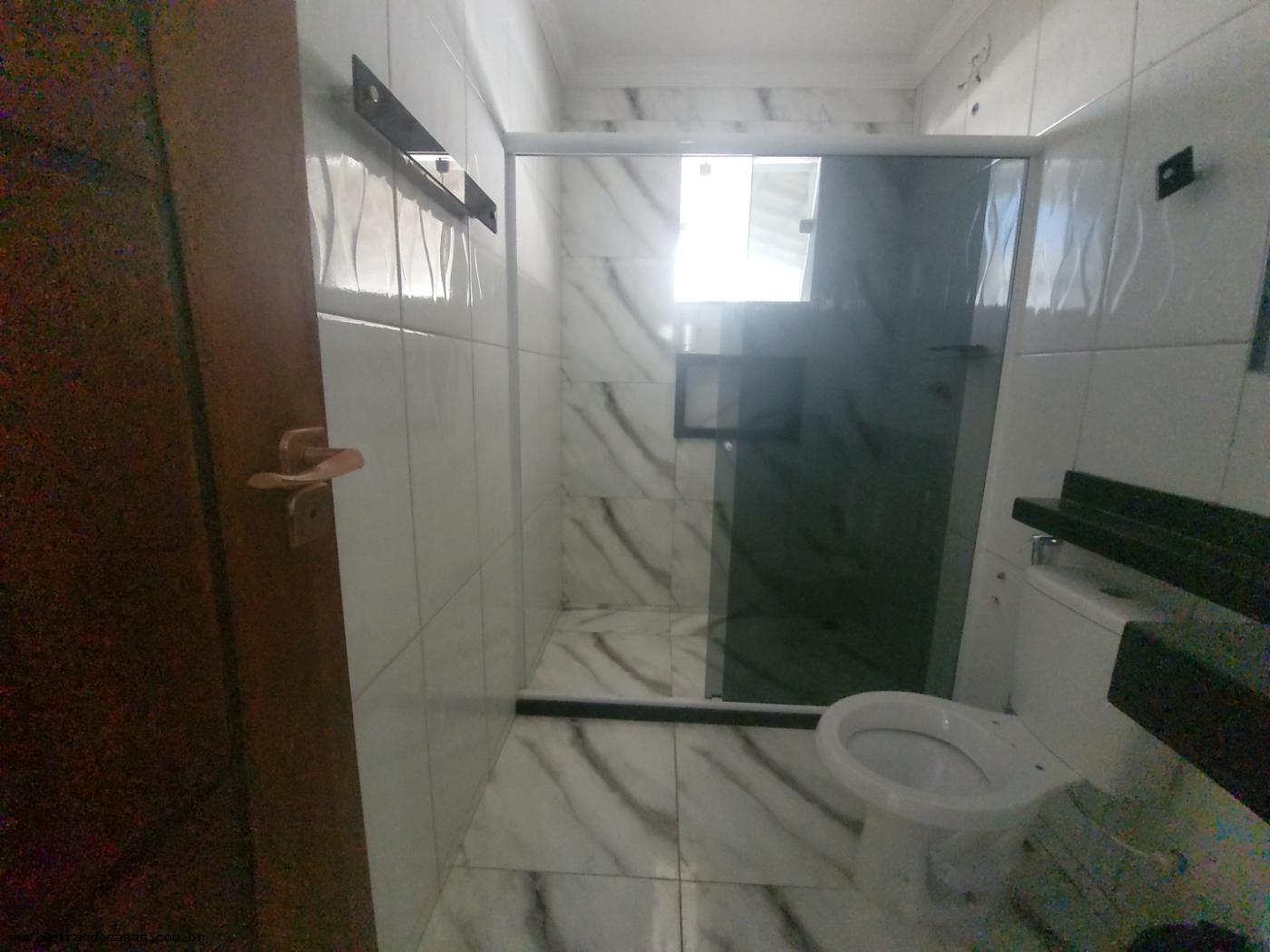 Casa à venda com 3 quartos, 200m² - Foto 10