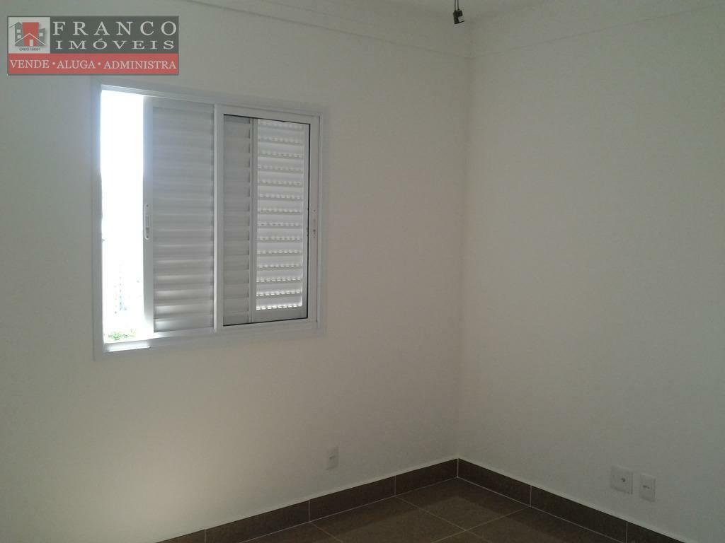 Apartamento à venda com 2 quartos, 63m² - Foto 8