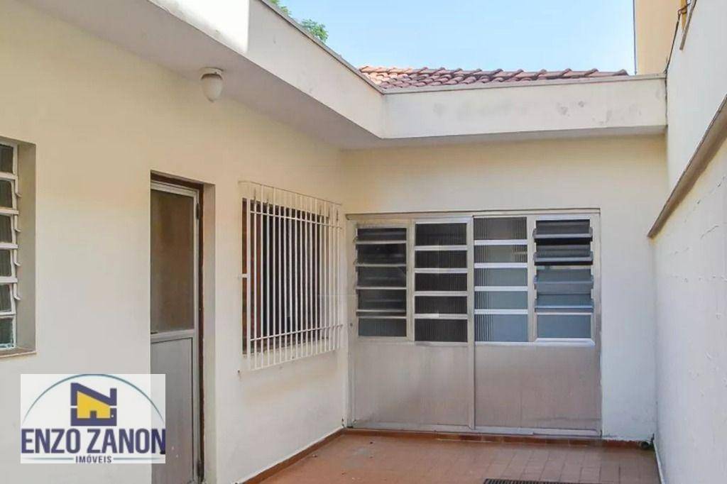 Casa para alugar com 3 quartos, 226m² - Foto 26