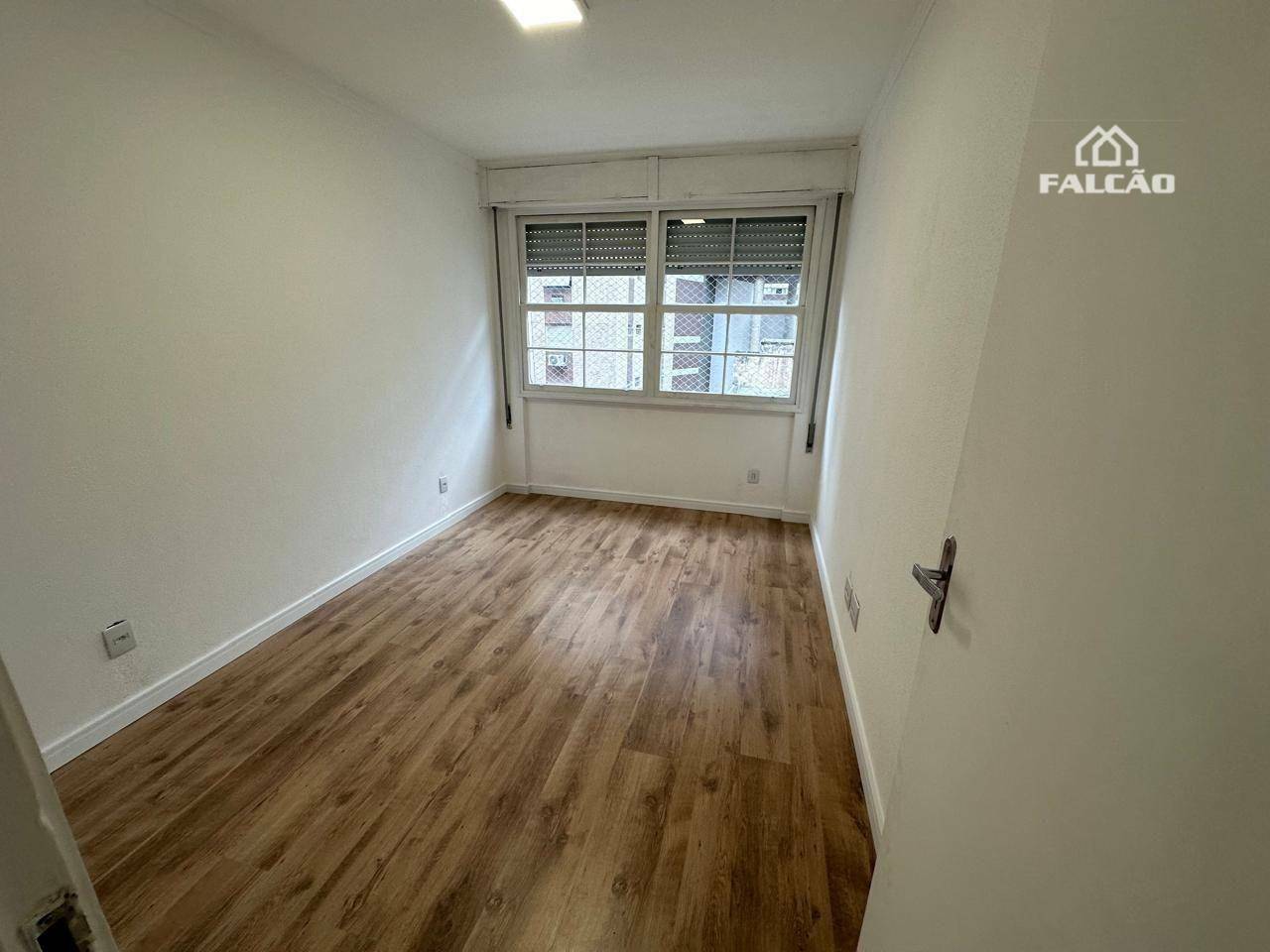 Apartamento à venda com 1 quarto, 55m² - Foto 5