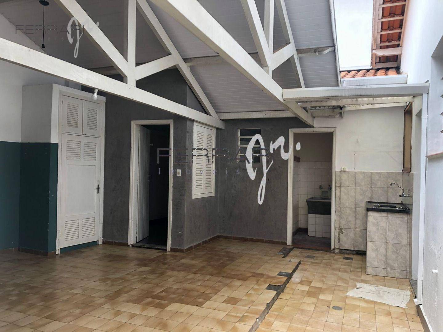 Casa para alugar com 4 quartos, 300M2 - Foto 11