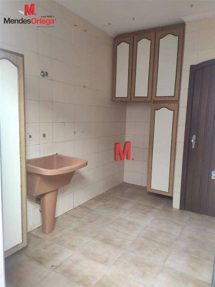 Casa à venda com 3 quartos, 270m² - Foto 24