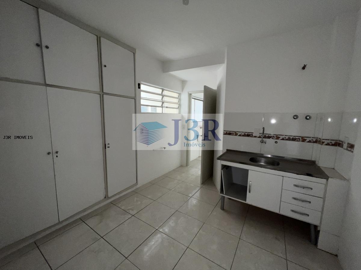 Apartamento para alugar com 2 quartos, 89m² - Foto 4