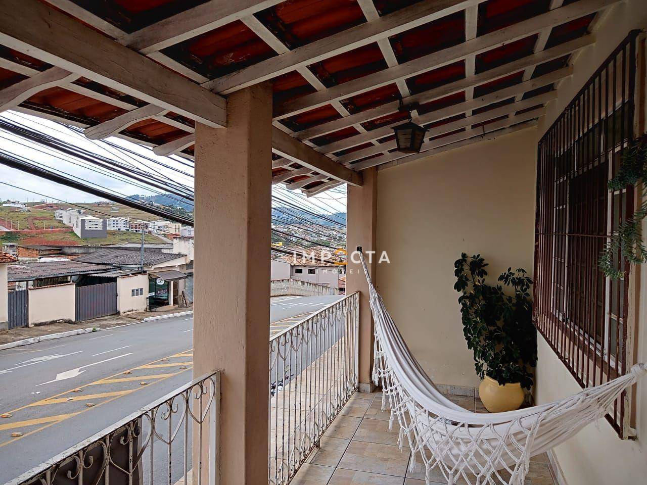 Casa à venda com 4 quartos, 189m² - Foto 14