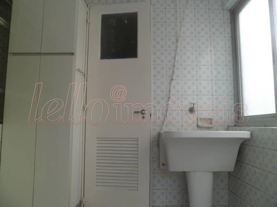 Apartamento para alugar com 3 quartos, 110m² - Foto 15