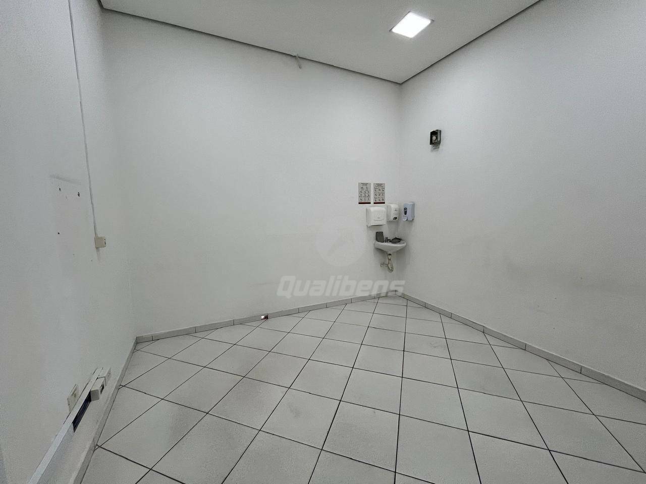 Prédio Inteiro para alugar, 570m² - Foto 21