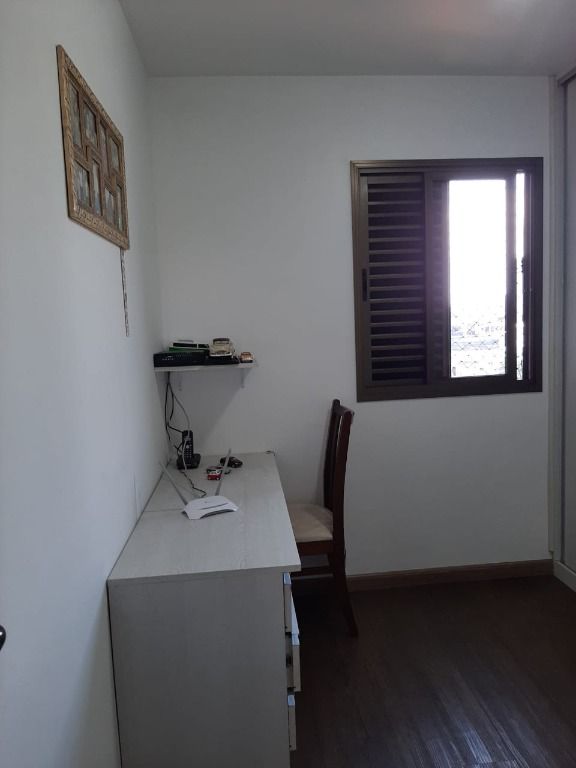 Apartamento à venda com 3 quartos, 74m² - Foto 27